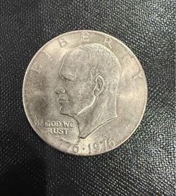 😍 1976 Eisenhower Bicentennial Dollar Coin