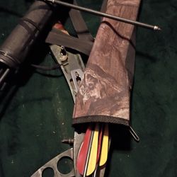 BOW & ARROW COMPLETE SET