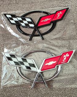 Corvette C5 Badge choose Color.  See all 12 pictures on this ad for more sold separately SHIPPING AVAILABLE