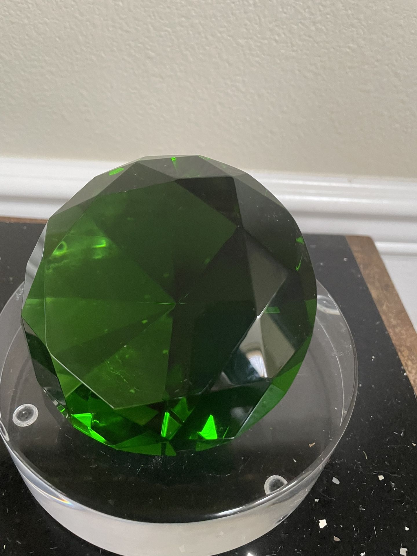 Emerald Glass Crystal Diamond Cut Paperweight 3.5”