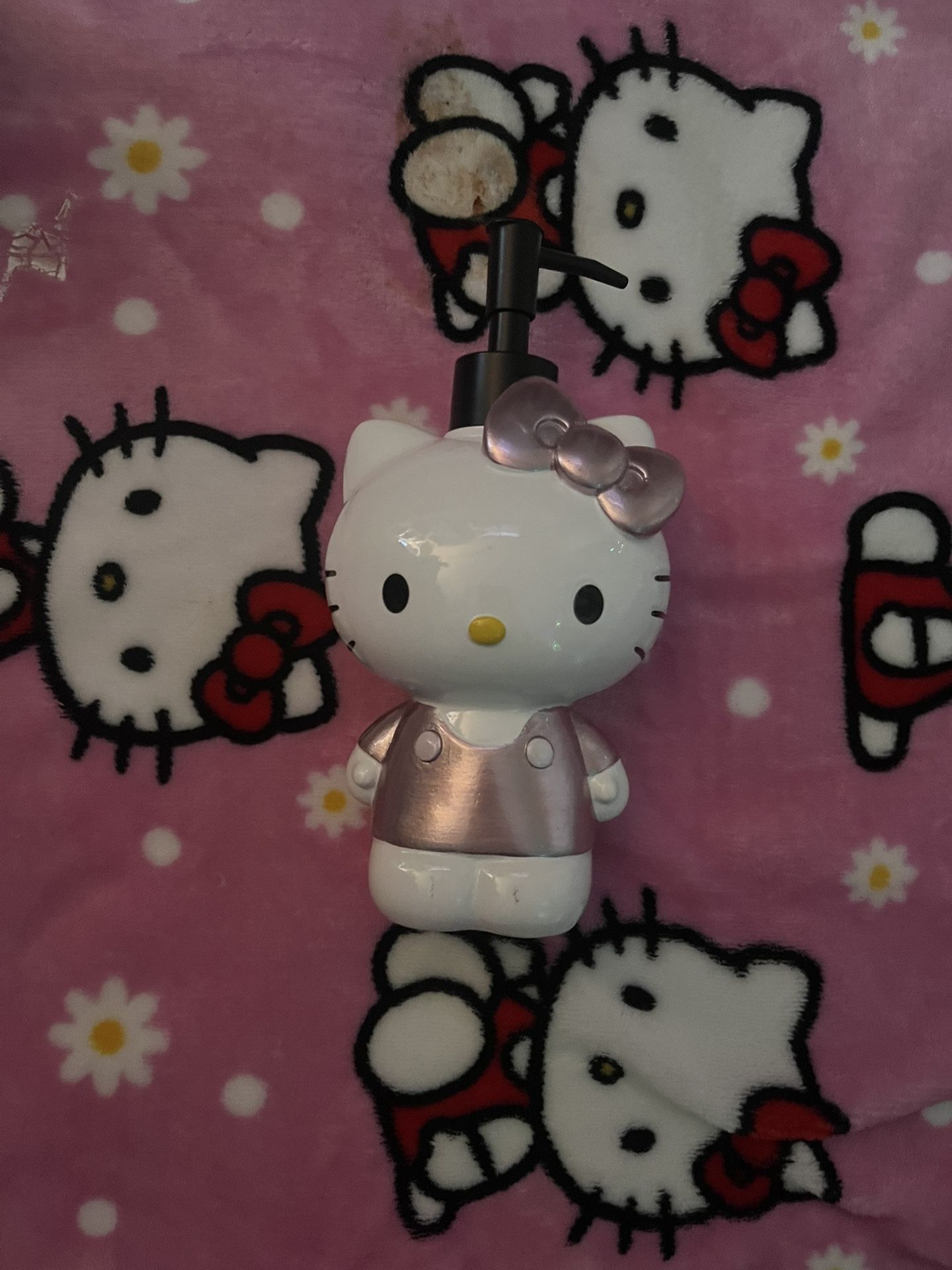 Hello Kitty Rose gold Soap Dispenser