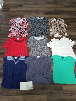 Liz Claiborne - Women's medium short sleeve shirts (9 items) / Batch#9