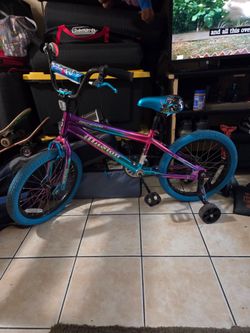 Girls bike