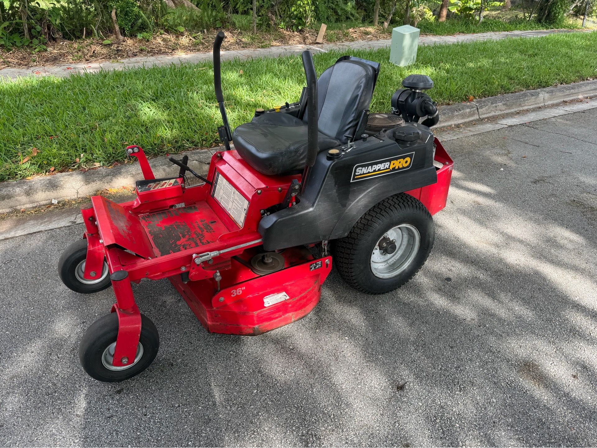 Maquina de cortar grass 36 inch commercial mower 36 inch commercial