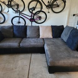 Used Gray/Black Sectional Couch