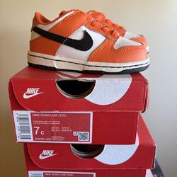 Nike dunk low td Halloween size 7c & 9c