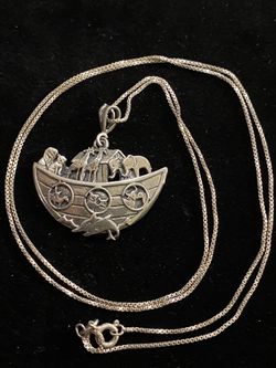 Vintage Noah's Ark Sterling Silver Pendant with 15" Sterling Chain