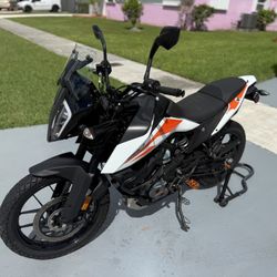 2021 KTM 390 Adventure 