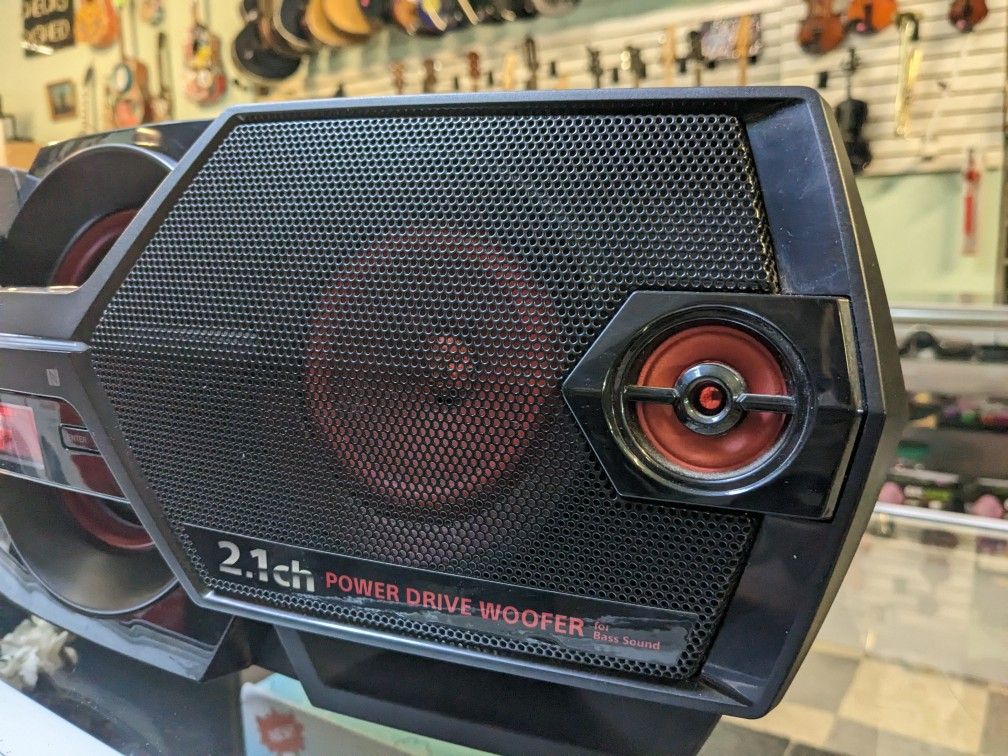 Sony ZS BTG900 Large Portable Bluetooth CD Player AM/FM Radio