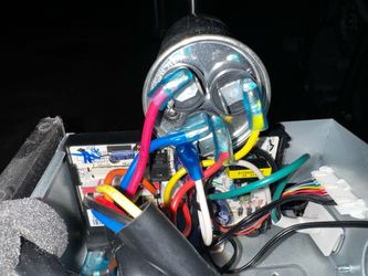 Se asen trabajo de electricidad aún bue precio conatactenos para un año atinado gratis