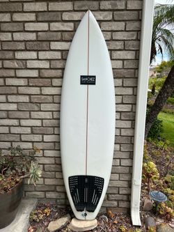 5-11 Roy Sanchez surfboard
