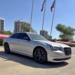 2023 Chrysler 300