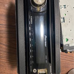 Pioneer CD , USB , MP3