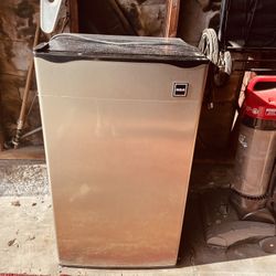 mini fridge