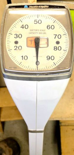 Vintage Retro Health-o-Meter Physician Doctor’s Standing Scale