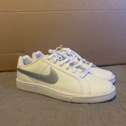 Nike Court Royale shoes size 11 womens 