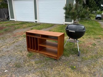 Free record player cabinet