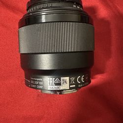 Sony lens Fe f1.8 50mm excellent condition firm price