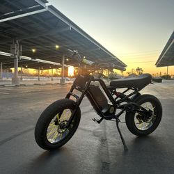 Modded Akez Ebike- Battery Included! 