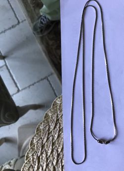 Necklace adjustable