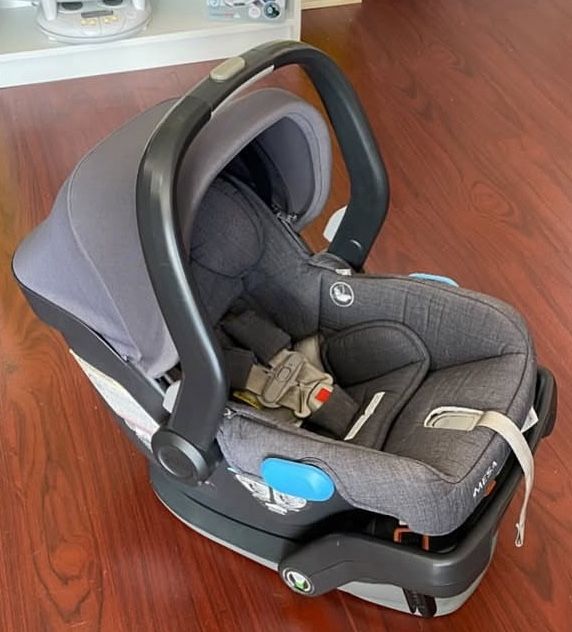 $99 (retail $350) Uppababy Mesa w/ Base, infant insert