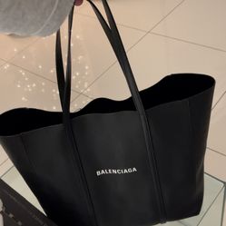 Balenciaga Tote
