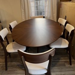 Dining Table & 6 Chairs
