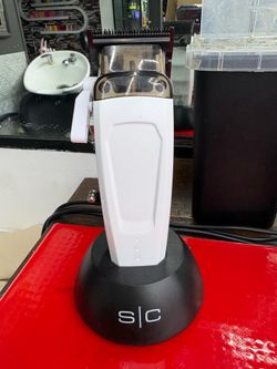 Barber clipper