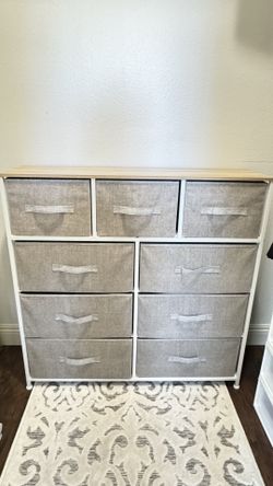 Dresser with 9 fabric drawers