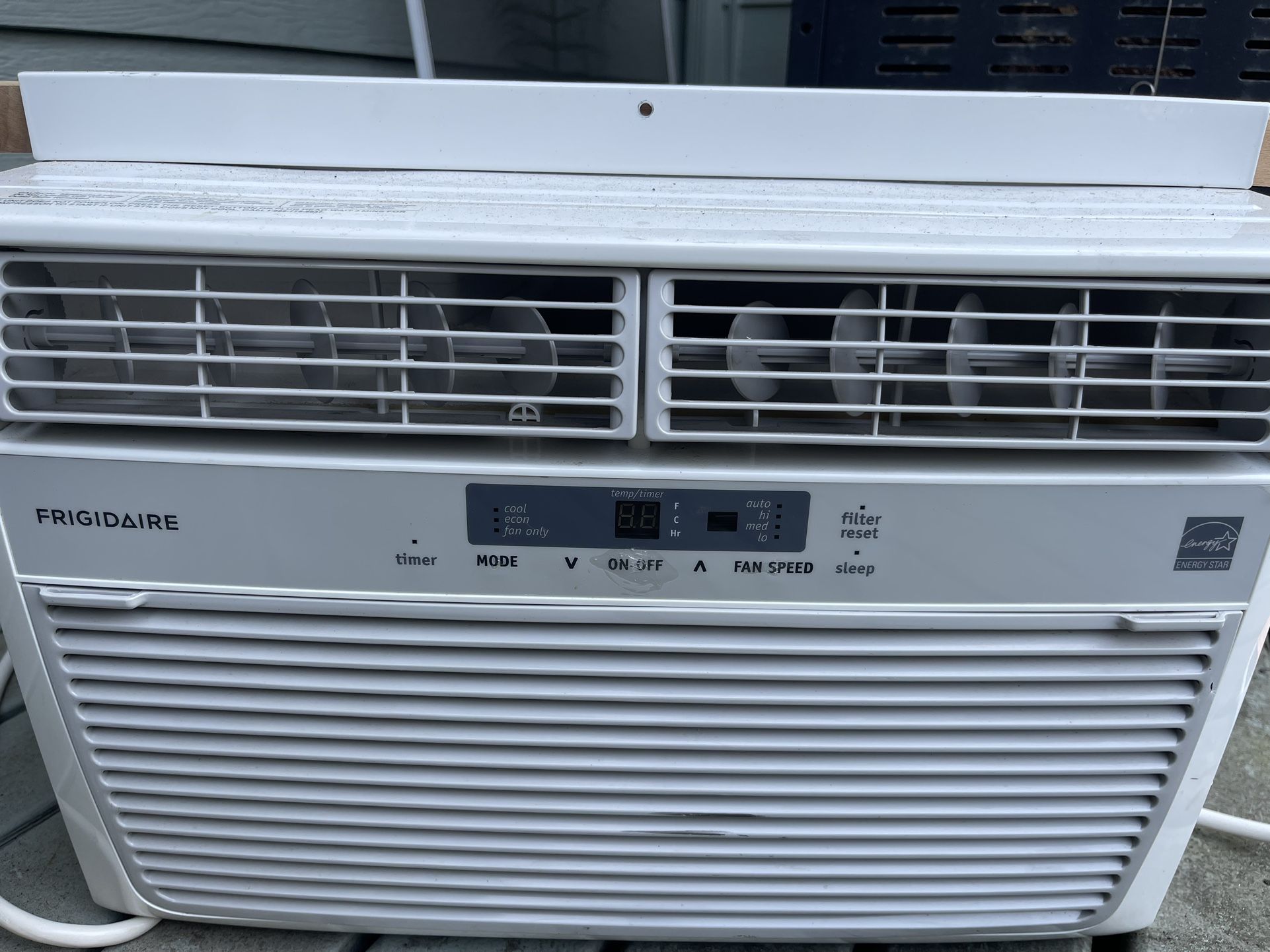 Frigidaire AC Unit