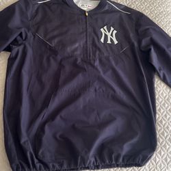 NY Yankees Windbreaker Size XL