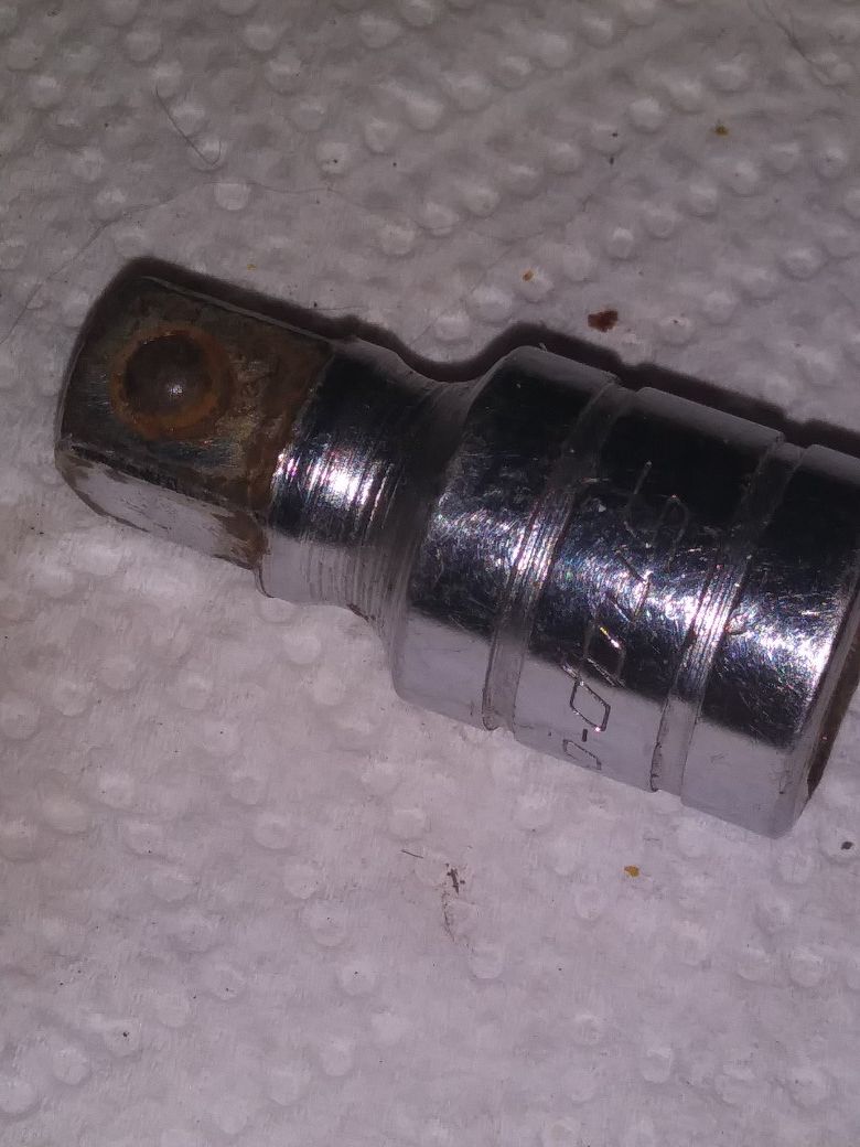 SNAP ON 3/8 DRIVE EXTENSION HAS LIFETIME WARRANTY