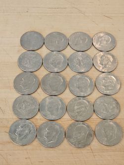 20 Eisenhower Dollars Collectibles Coins And 4 Bicentennials Dollars Coins Collectibles
