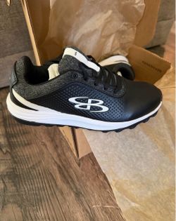 Youth boombah baseball turf shoes size 6
