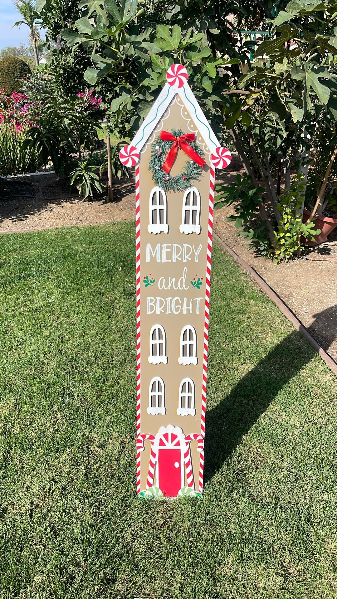 Gingerbread Yard Decor 