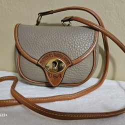 Dooney & Bourke Women's Bag