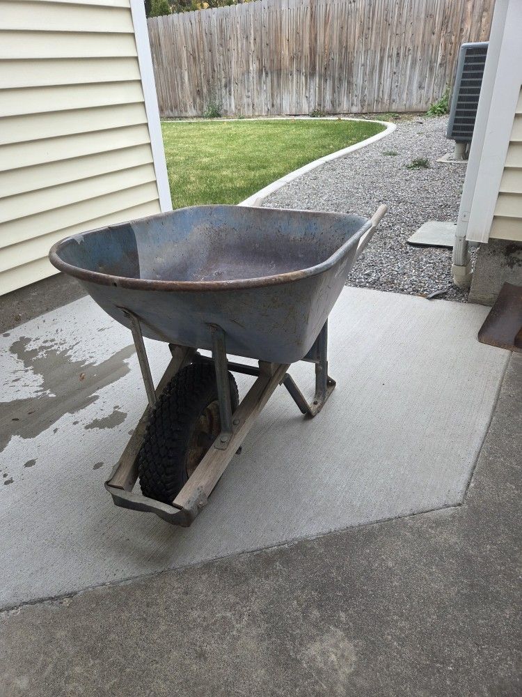 Jackson wheelbarrow (South hill)
