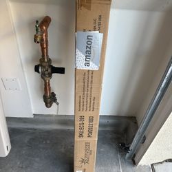 Sunnydaze Outdoor Table Umbrella [BRAND NEW]