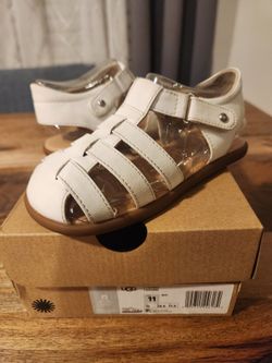 Ugg Kolding Sandals Size 11 Kids Used