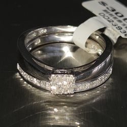 Natural Diamond Engagement Set