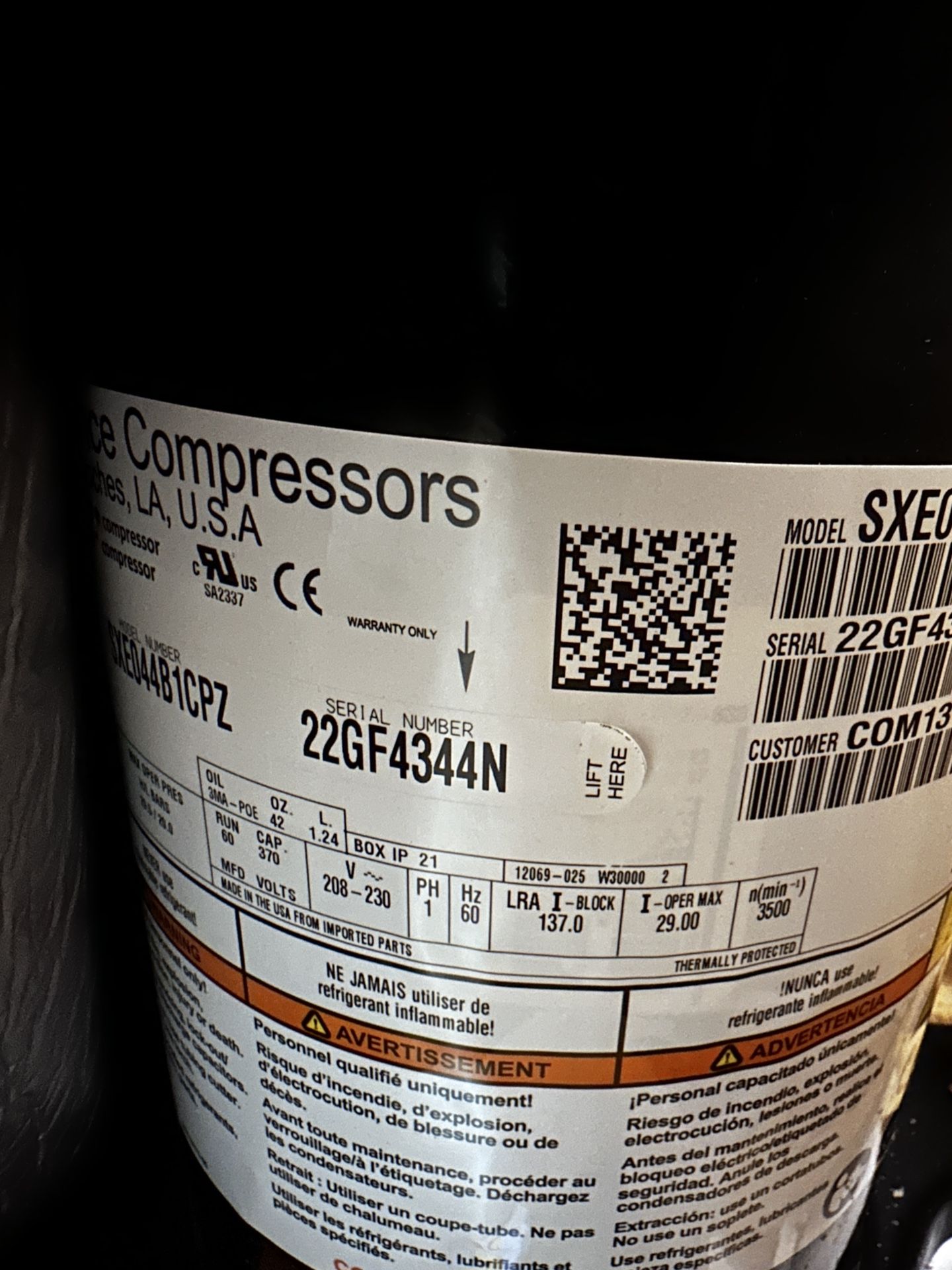 – ZR44K5E-PFV-830 is an official OEM Copeland Scroll Compressor 44,000 BTUh for Carrier HVAC equipment