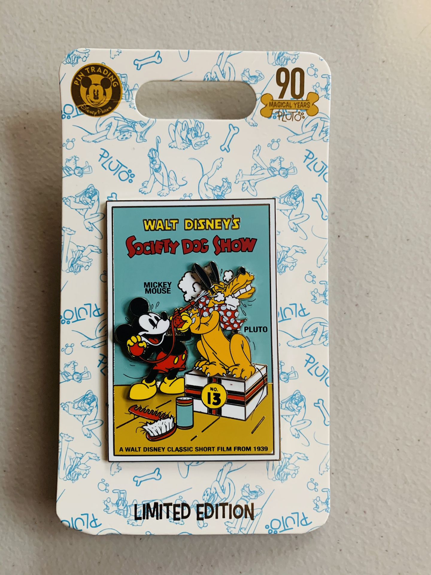 Disney Pluto n Mickey limited pin