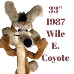Vintage 1987 - Wile E. Coyote - Looney Tunes-  Warner Brothers - Mighty Star -  Plush Figure Toy Stuffed Animal - Bendable / Poseable Limbs