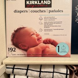Kirkland 1 Month Diapers
