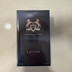 Perfumes nuevos en sus Cajas