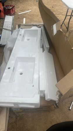 Double sink 72”