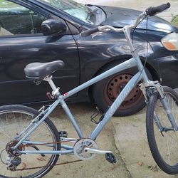 Specialized  Mountain Bike  Spedition !!