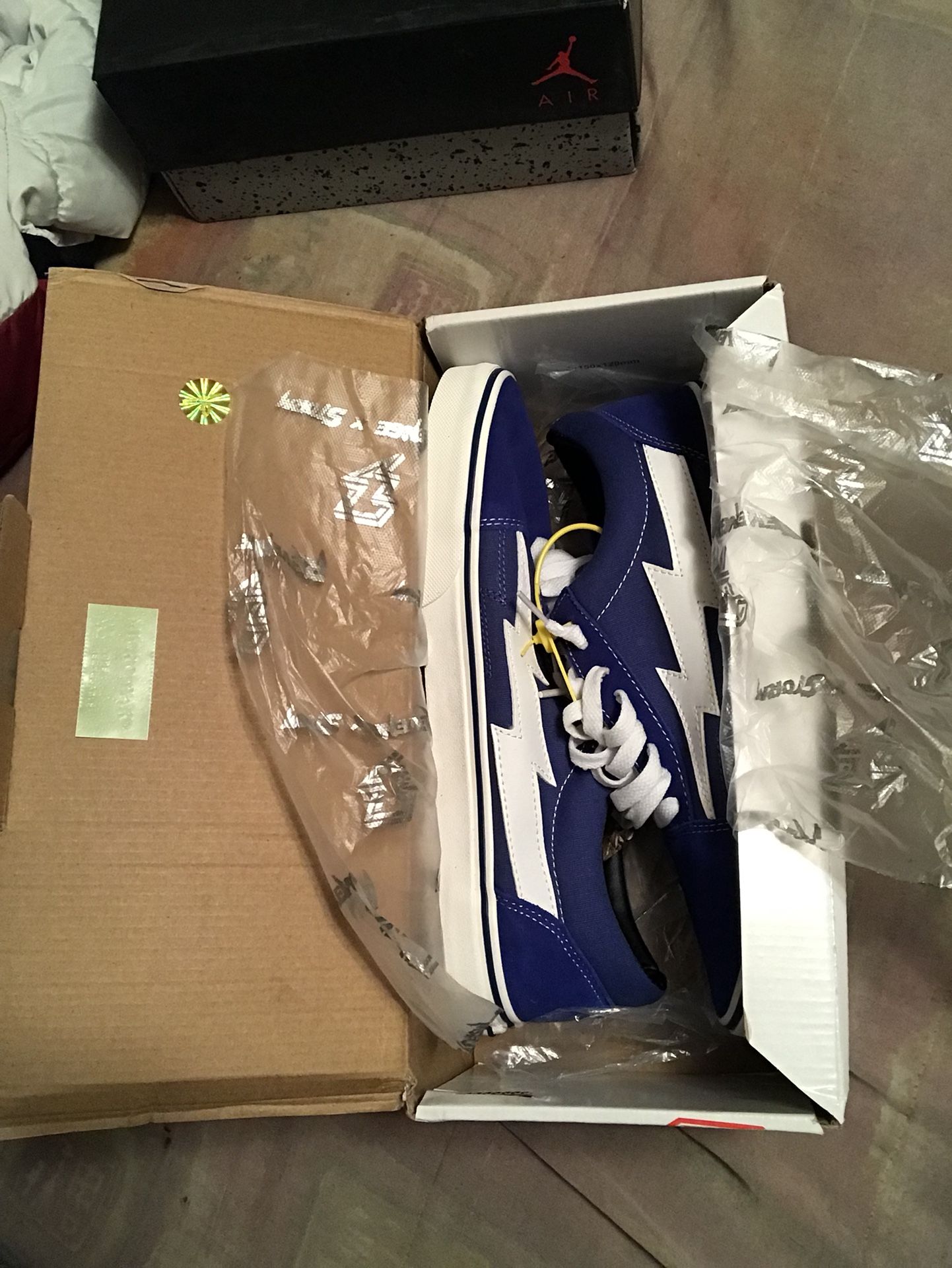Revenge x storm vans size 10