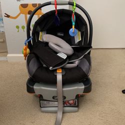 Chicco Car seat With Baby Insert