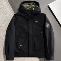 Arcteryx Black Hooded Drawstring Down Jacket